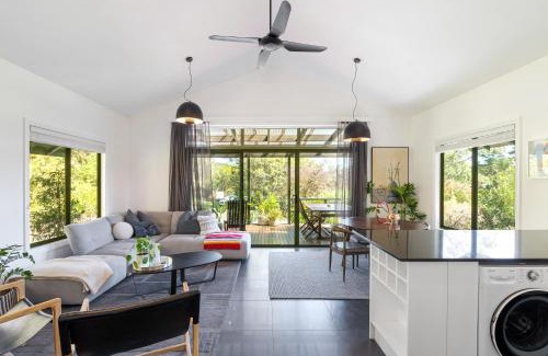 Kangaroo Valley House | Guest Rated 10/10 at Mike's Kangaroo Valley with Pool & Hot Tub