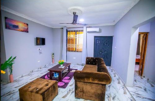 Kwabenyan Apartment | MIKE's AB & B
