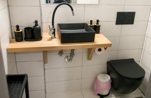 Serres Apartment | Family-Friendly Mikel Angelo Hall with 9.5/10 Guest Rating