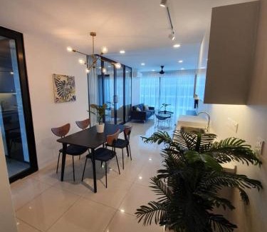 Shah Alam Apartment | Relax at Miko's Studio: 4-Star Stay with Pool & Hot Tub