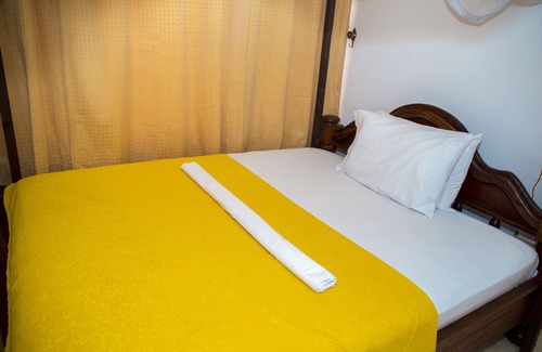 Mikocheni Hotel | Family-Friendly Mikocheni Condo Hotel with Pool & Dining