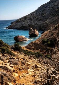 Amorgos Town Apartment | Discover Mikro Kastro: Family-Friendly with Top Reviews