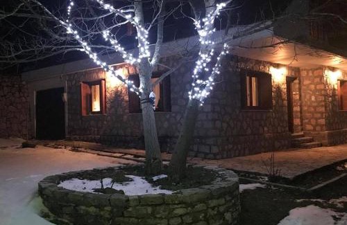 Stavloi Cabin | Pet-Friendly Mikro Katafygio with Top Guest Ratings