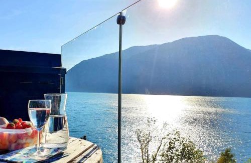 Etne Cabin | Inviting Mikrohyttene i Åkrafjorden with Ocean Views