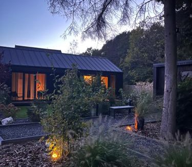 Jaroslawiec Resort | MikroKlimat Premium: Oceanfront Retreat with Hot Tub