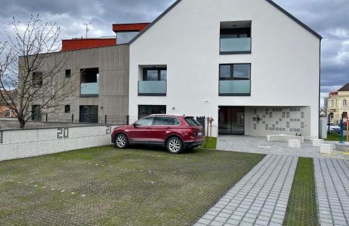 Mikulov Apartment | Family-Friendly Mikuloff: Guest Rated 9.6/10 for Excellence