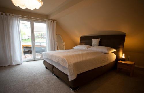 Mikulov Apartment | Pet-Friendly Mikulov Apartmány MAGISTR with Kitchen Access