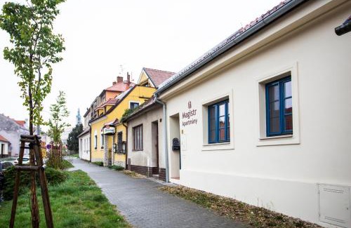 Mikulov Apartment | Pet-Friendly Mikulov Apartmány MAGISTR with Kitchen Access