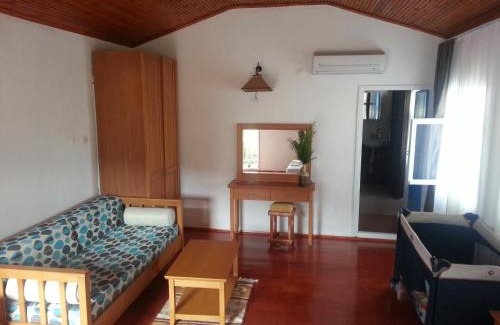 Cirali House | Oceanfront Mila Pansiyon: Guest Rated 9.2/10 & Family-Friendly