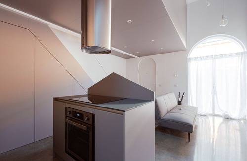 Zona Lancetti Apartment | Convenient Milan Loft Near Lancetti Station with Breakfast