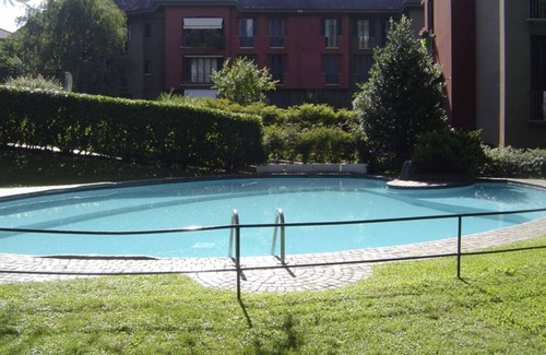 Lampugnano Apartment | Milan, Minutes from Rho Fair S.Siro Stadium Hyppodrome, 1 bedroom garden pool