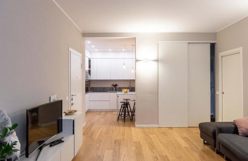 Poasco Bed & Breakfast | Discover Milan nanna B&B: Comfort Near Metro & IEO
