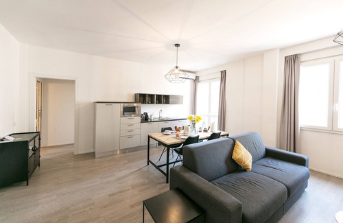 Ponte Seveso Apartment | Discover Milan Retreats Near Central Station - Pet Friendly!