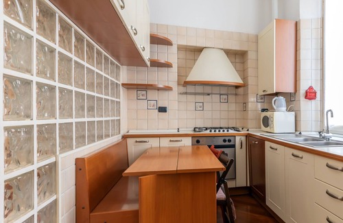Ponte Seveso Apartment | Discover Milan Retreats Near Central Station - Pet Friendly!
