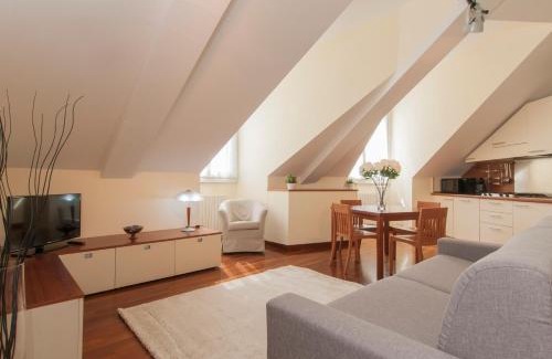 Magenta Apartment | Stylish Milan Royal Suites - Centro Cadorna, Rated 8.8/10