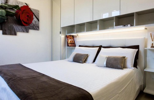 Central Station Apartment | Ideal Stay at Old Milan Apartments in the City Center