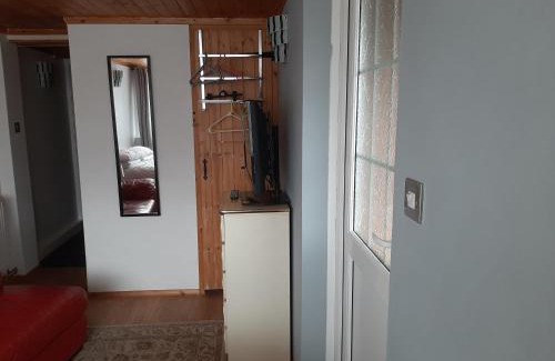 Mildenhall House | Discover Mildenhall Suffolk: Rated 9/10 with Hot Tub Access