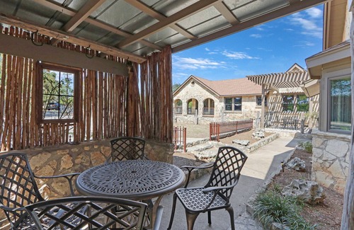Dripping Springs Cottage | Historic Downtown Cottage with Spa & Pet-Friendly Amenities