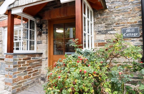 St. Neot Cottage | Cozy Mill Cottage with Open Fire in Scenic St Neot