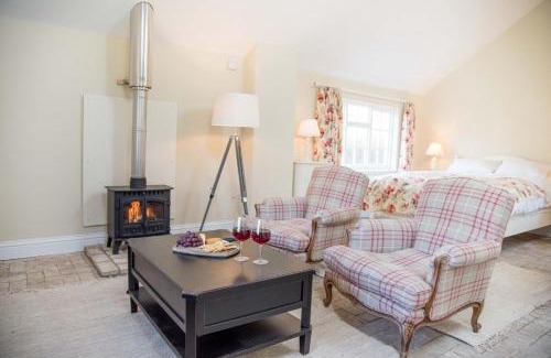 Woodbridge Apartment | Discover Mill Cottage in Picturesque Tunstall, Rated 8.3