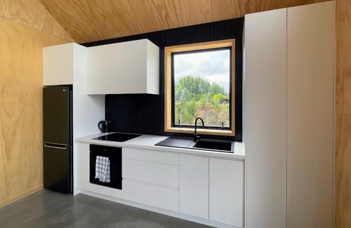 Lake Hayes Ski Chalet | Top-Rated Mill Creek Cottage: Perfect for Families