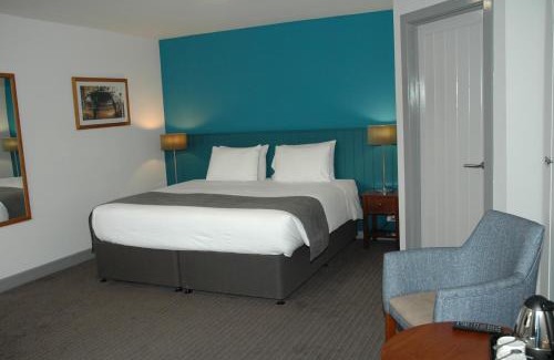 Broughton Astley Hotel | Comfortable Stay at Mill On The Soar with Pool & Dining