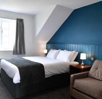 Broughton Astley Hotel | Comfortable Stay at Mill On The Soar with Pool & Dining