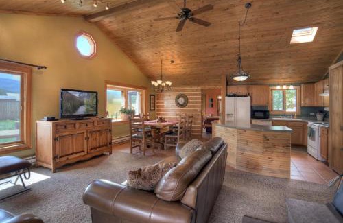 South Fork House | Family-Friendly Retreat at Mill174 for Memorable Stays