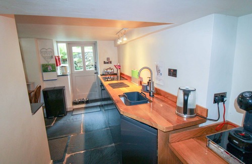 Coniston Cottage | Milldam Cottage, Coniston - a cottage that sleeps 4 guests in 2 bedrooms