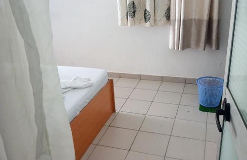 Littoral Department Hotel | Budget-Friendly Mille Saveurs with Breakfast Options