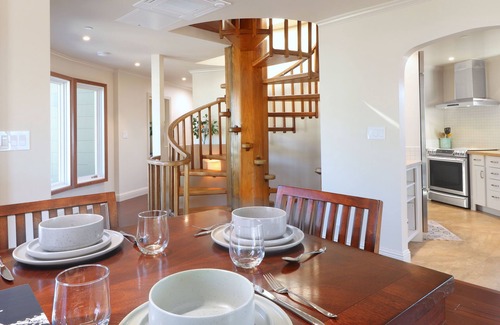 Dillon Beach House | Epic Millenium Falcon DB: Guest Rated 9.8 with Great Amenities