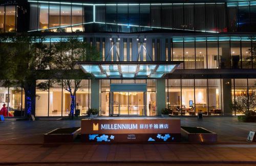 Xitun District Hotel | Experience Luxury at Millennium Hotel Taichung with Pool
