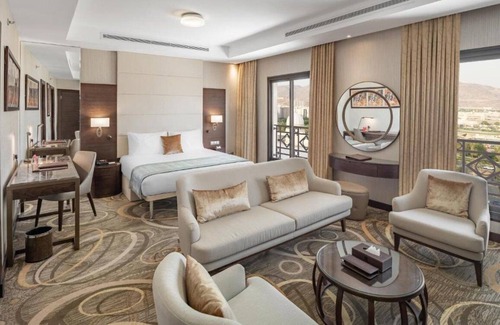 Mecca Hotel | Comfortable Stay at Millennium Makkah Al Naseem Hotel