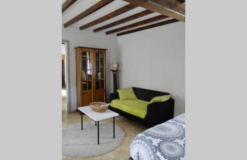 Hem-Hardinval House | Cozy Miller's Farm Cottage for Two on the Auhtie