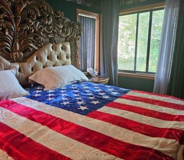 Kentwood Bed & Breakfast | Millhaven Villa