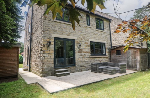 Sheffield Cottage | Millhouses Hideaway