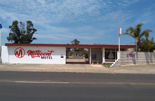 Mount Muirhead Hotel | Pet-Friendly Millicent Motel: Rated 8/10 for Family Comfort