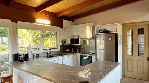 Metung House | Millimgimbi: Pet-Friendly Hotel with High Guest Ratings