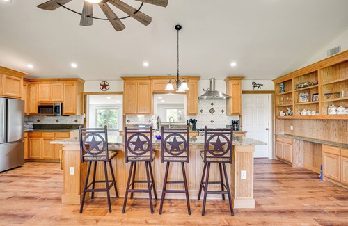 Millsap House | Millsap Home on 150 Acres w/Trails: Pet-Friendly!
