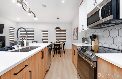 Southeast Edmonton House | Family-Friendly Millwoods - Ideal for Grey Nuns Guests
