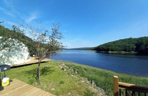 Bear River Cottage | Pet-Friendly Millyard Recreation Riverfront Cottages