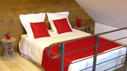 Milly-la-Foret House | Cozy Millygite Loft - Pet & Child Friendly Getaway