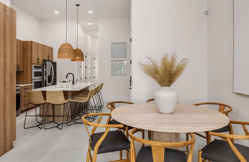 Indian Rocks Beach Villa | Beachfront Milos Beach House with Rooftop Pool & Spa