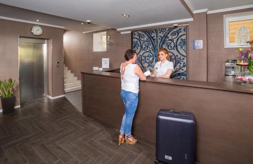 Anapa Hotel | Budget-Friendly Stay at Milotel Margarita with Breakfast
