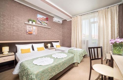 Anapa Hotel | Budget-Friendly Stay at Milotel Margarita with Breakfast