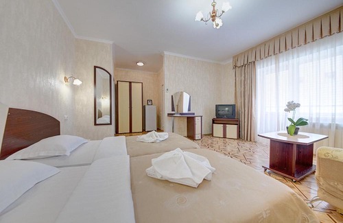 Anapa Hotel | Discover Comfort at Milotel Pavel – Guest Rated 8/10