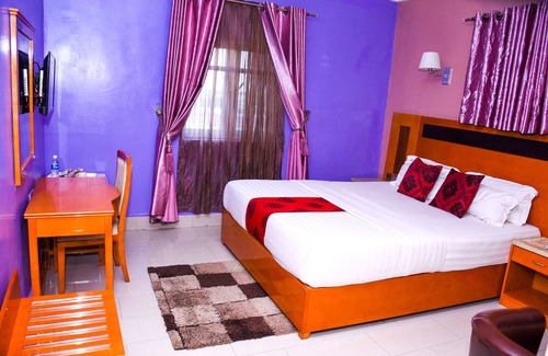 Kano Hotel | Comfortable Milton Park Hotel & Resort with Family Amenities