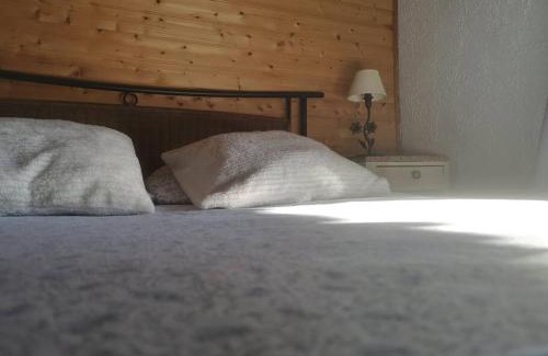Souclin House | Discover Mimi Pinson Bugey: Ideal for Business & Leisure