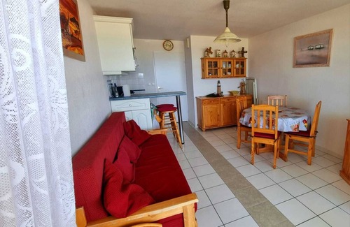 Mimizan-Plage Apartment | Comfortable Mimizan Plage Apt T2 with Pool & Pet Friendly