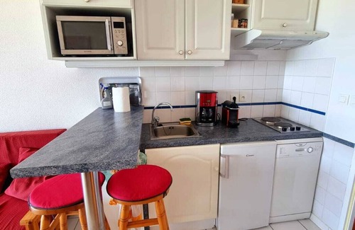 Mimizan-Plage Apartment | Comfortable Mimizan Plage Apt T2 with Pool & Pet Friendly